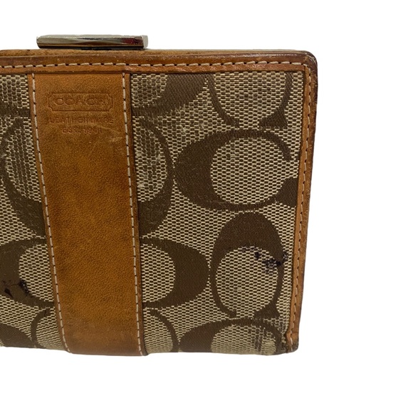 COACH brown KISSLOCK WALLET  - leather - fabric - monogram pattern - unisex - Picture 13 of 17